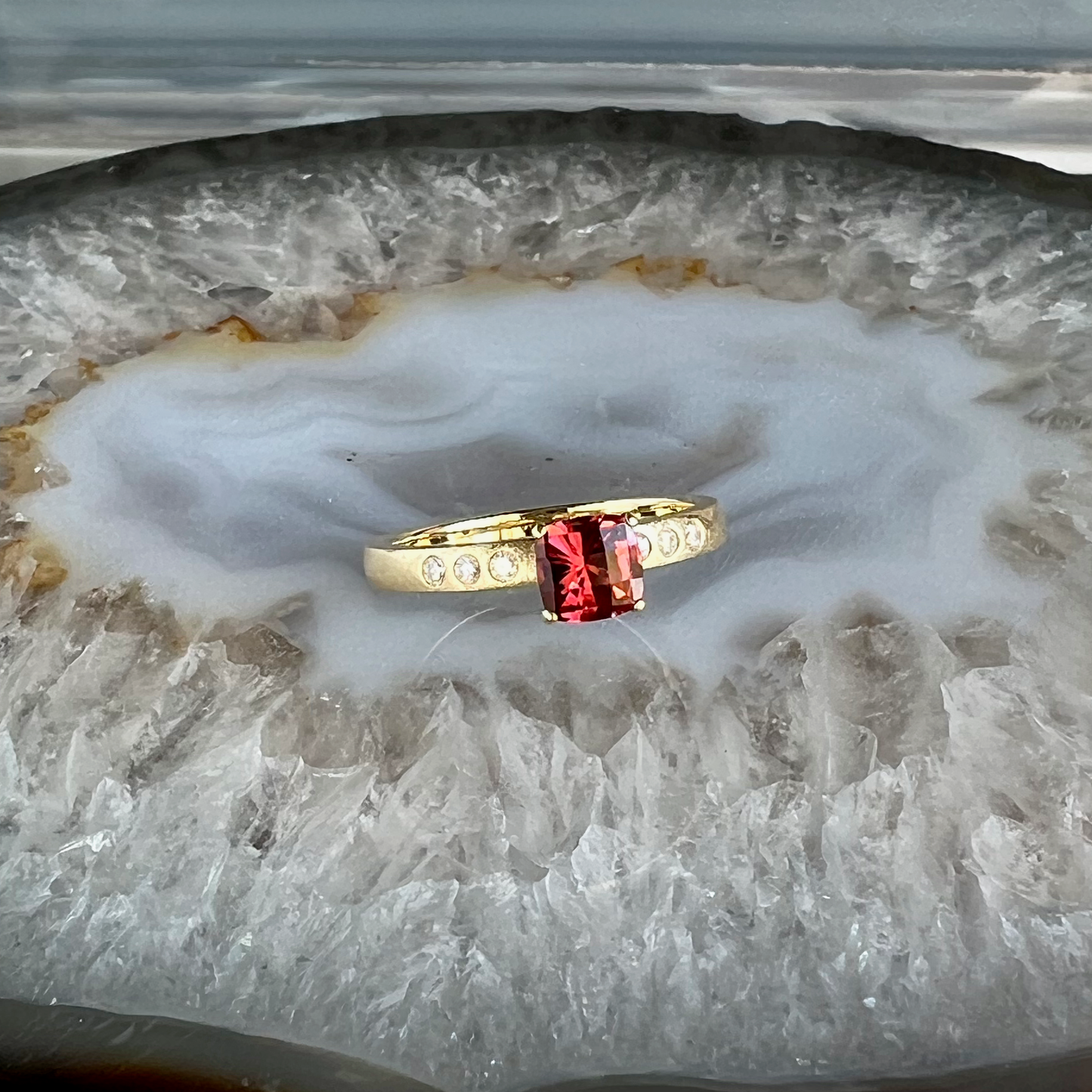 Garnet and Diamonds Gold Ring