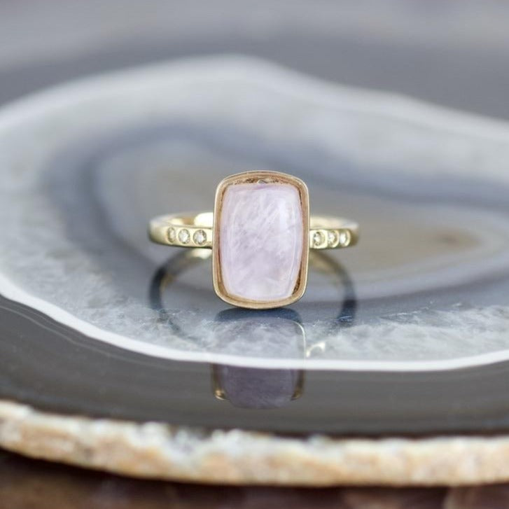 rectangle shaped amethyst stone, 6 diamonds, 14k gold ring