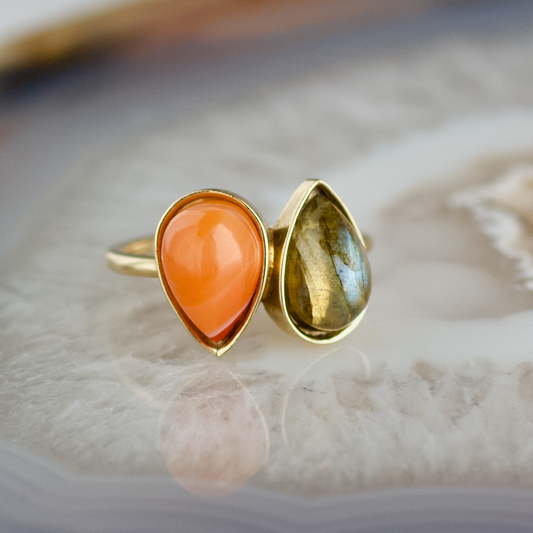 double pear carnelian and labradorite stone gold ring